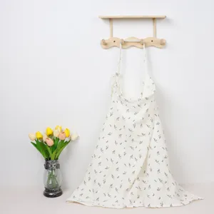 Cotton nursing cover with floral print, breathable double gauze feeding apron for mom.