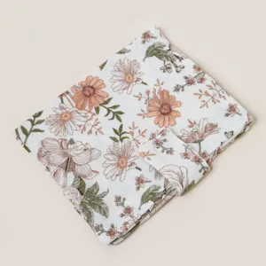 Bonita funda de libro de tela de algodón con estampado floral y botón para cuaderno