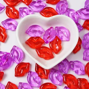 Red and purple lip shaped plastic beads for diy jewelry accessories in heart dish detail.