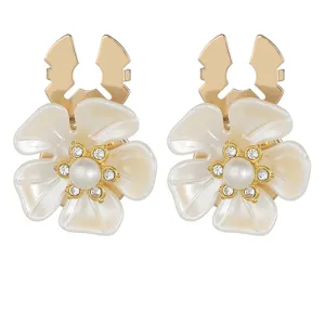 Elegant white flower pearl rhinestone cufflinks for men women shirt suits decorative buttons.
