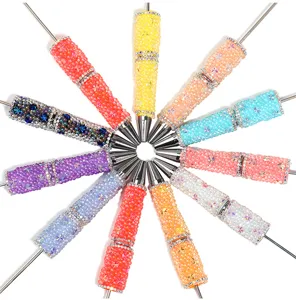Penna a sfera di perle di cristallo strass DIY penna rotante scintillante di lusso dettaglio.