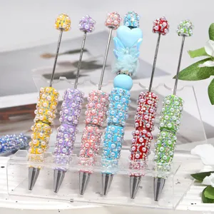 Handgefertigt Ton Perlen Kugelschreiber Luxuriös Macaron Farbe Strass Künstliche Perle Eingelegt Drehmechanismus Patronenspitze Schreibwaren Stift