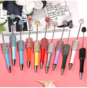 Rhinestone beaded pen DIY crystal bead pen claw chain rotating ballpoint pen detail view