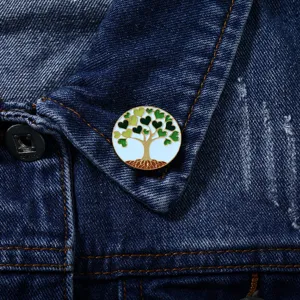 Alloy enamel tree of life brooch pin, heart-shaped green leaves badge for clothes bags hats.