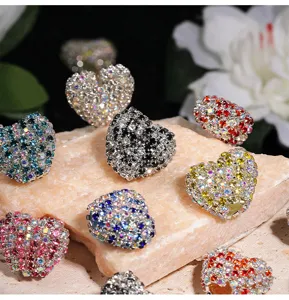 Fonkelende strass hart acryl kralen, perfect voor DIY sieraden maken en hobbyprojecten.