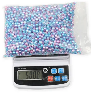 Vista detallada de 500g de cuentas de perlas degradadas para manualidades y joyeria DIY.