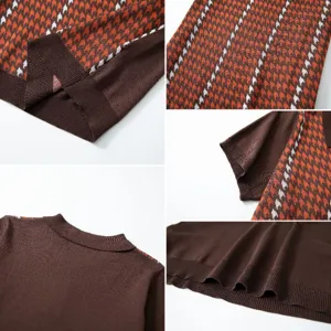 Dettagli ravvicinati della polo da uomo in maglia con motivo pied de poule e cuciture