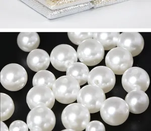 Perles en vrac imitation ABS haute brillance avec trous droits pour la fabrication de bijoux.