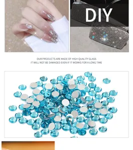 Υψηλής ποιότητας επίπεδα γυάλινα στρας για DIY nail art και κομψή διακόσμηση αξεσουάρ.