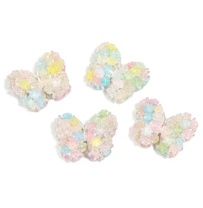Accessori perline farfalla camelia colorata, ciondoli in lega e fiori per creazione gioielli.