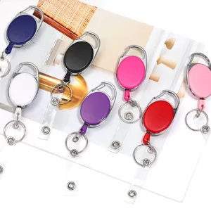 Portabadge retrattile con moschettone, accessori colorati per porta carte d'identità per uso quotidiano.