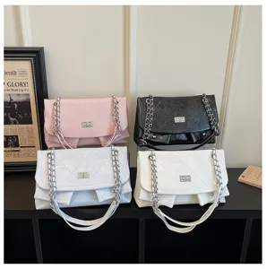 Gesteppte Ketten-Umhängetasche für Damen stylische elegante und schicke Handtasche