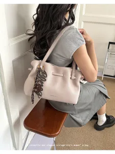 Borsa tote da donna in stile vintage elegante e versatile grande capacità borsa a spalla.