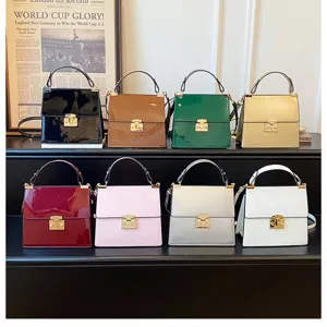 Stilvolle Lackleder Handtasche Damen elegante Umhängetasche kleine quadratische Tasche Farben.