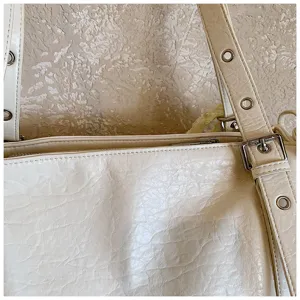 Cream white retro pleated shoulder bag detail, stylish women's PU leather underarm tote.