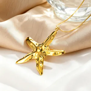 Collana lunga con ciondolo stella marina in acciaio inox dorato stile oceano chic