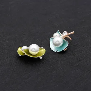 Elegant ginkgo leaf pearl brooch set, vintage fashion accessories for women scarf coat pin.