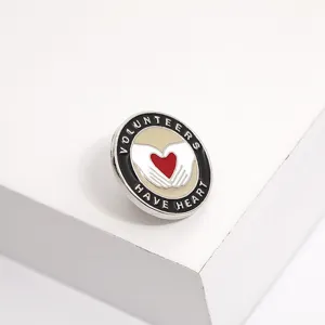 Kreative Emaille Anstecknadel mit Volunteers Have Heart Textdesign, Metall Brosche für Jacke.