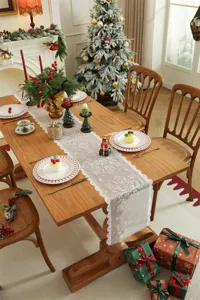 Camino de mesa navideño de encaje blanco con copos de nieve para decoración festiva