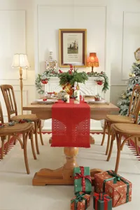 Amerikanischer Stil Baumwolle Leinen gewebt rot Weihnachten Tischläufer mit Fransen Rautenmuster