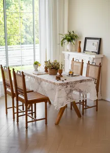 Elegante tovaglia rettangolare in pizzo bianco in stile francese per tavolo da pranzo e festa