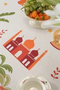 Detailansicht der orientalischen gedruckten Polyester-Tischdecke mit Schloss und Sternen.