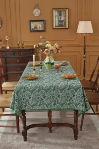 Nappe rectangulaire vintage en jacquard de coton-polyester avec motif cachemire.