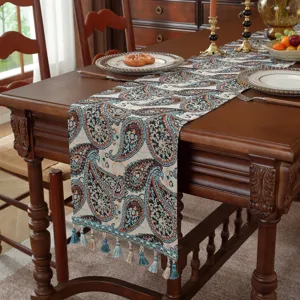Amerikanischer Vintage Paisley Tischläufer mit Quasten, Jacquard Stoff für Esszimmertisch.