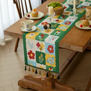 Chemin de Table Moderne Minimaliste en Polyester Motif Floral de Printemps avec Glands pour Salle à Manger Salon Décoration