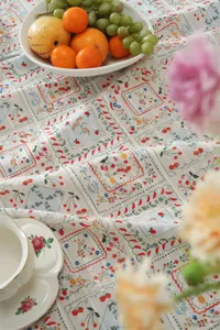 Tovaglia in cotone jacquard in stile francese con motivo floreale e di frutta per la cucina.
