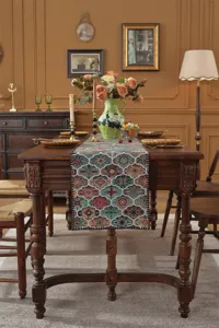 Vintage American style table runner, paisley jacquard fabric for dining table, coffee table.