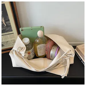 Retro soft leather large capacity tote bag casual shoulder underarm bag for women new