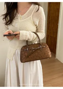 Sac à main rétro pour femme poignée supérieure, sac bandoulière texturé marron vintage.