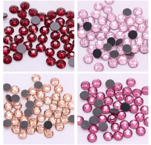 Piedras de estrass cristales planos para ropa DIY decoracion vista detallada de detalles.