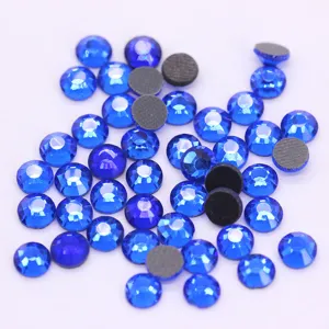 Diamantes de imitación de cristal azul brillante con parte trasera plana para manualidades.