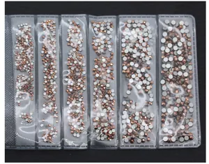 Strass nail art retro piatto dimensioni miste vetro cristallo set per decorazione unghie fai da te.