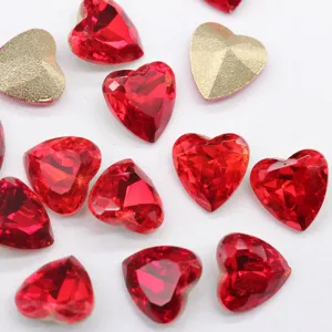 Rote Strasssteine Für Nagelkunst Mit Spitzboden Geometrisch Geschnittene Kristallsteine Für DIY Maniküre Handwerk