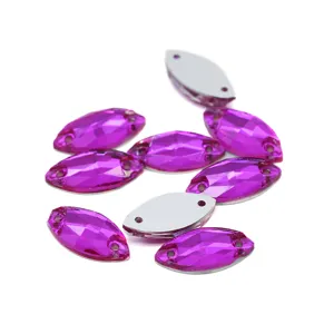 Glanzende fuchsia marquise strass stenen om te naaien met dubbele gaten voor DIY kleding.