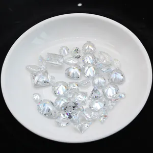 Pietre di zircone cubico chiare per nail art fai da te, strass bianchi brillanti.