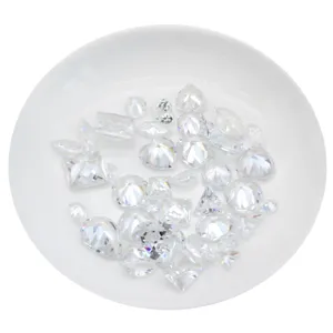 Pietre sciolte di zircone cubico di cristallo trasparente per nail art DIY, goccia ovale.