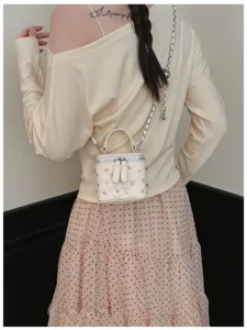 Women quilted chain box bag stylish small shoulder crossbody bag with pearls and rhinestones.