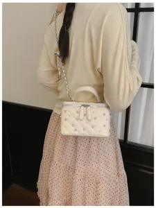 Chic quilted chain vanity bag with pearl and rhinestone details for women trendy style