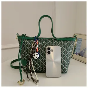 Sac seau bandoulière vintage à motifs verts pour femmes, sac à main décontracté élégant avec charme.