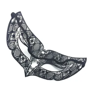 Schwarze lasergeschnittene Maske Karneval Halloween Kostüm Augenmaske Halbgesicht Requisite