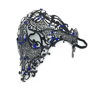 Exquisite schwarze Metall Maske mit glänzenden blauen Strasssteinen für Kostümpartys.