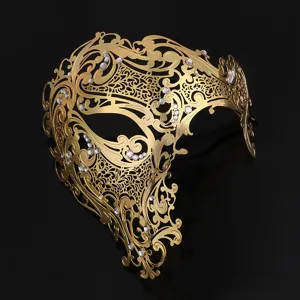 Maschera di carnevale mezza faccia in metallo dorato con strass per festa di Halloween ballo.