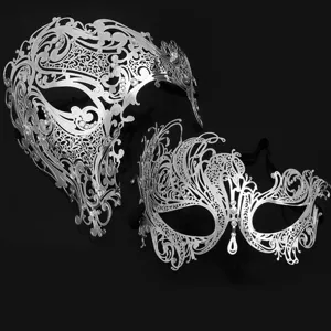 Set di maschere in metallo argento, maschere mezza faccia cave con strass per festa di Halloween.