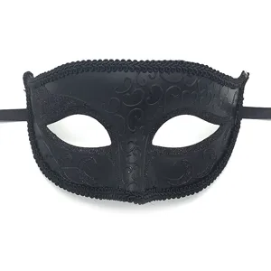 Maschera di carnevale nera con dettagli glitterati, perfetta per Halloween e feste.