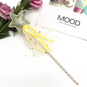 Baguette magique etoile tulle pailletee mignon jouet de deguisement de princesse pour enfants