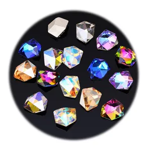 Schwertförmige Eis Kristall Strasssteine facettierte Farbverlauf Glassteine für DIY Nailart 12 Stk